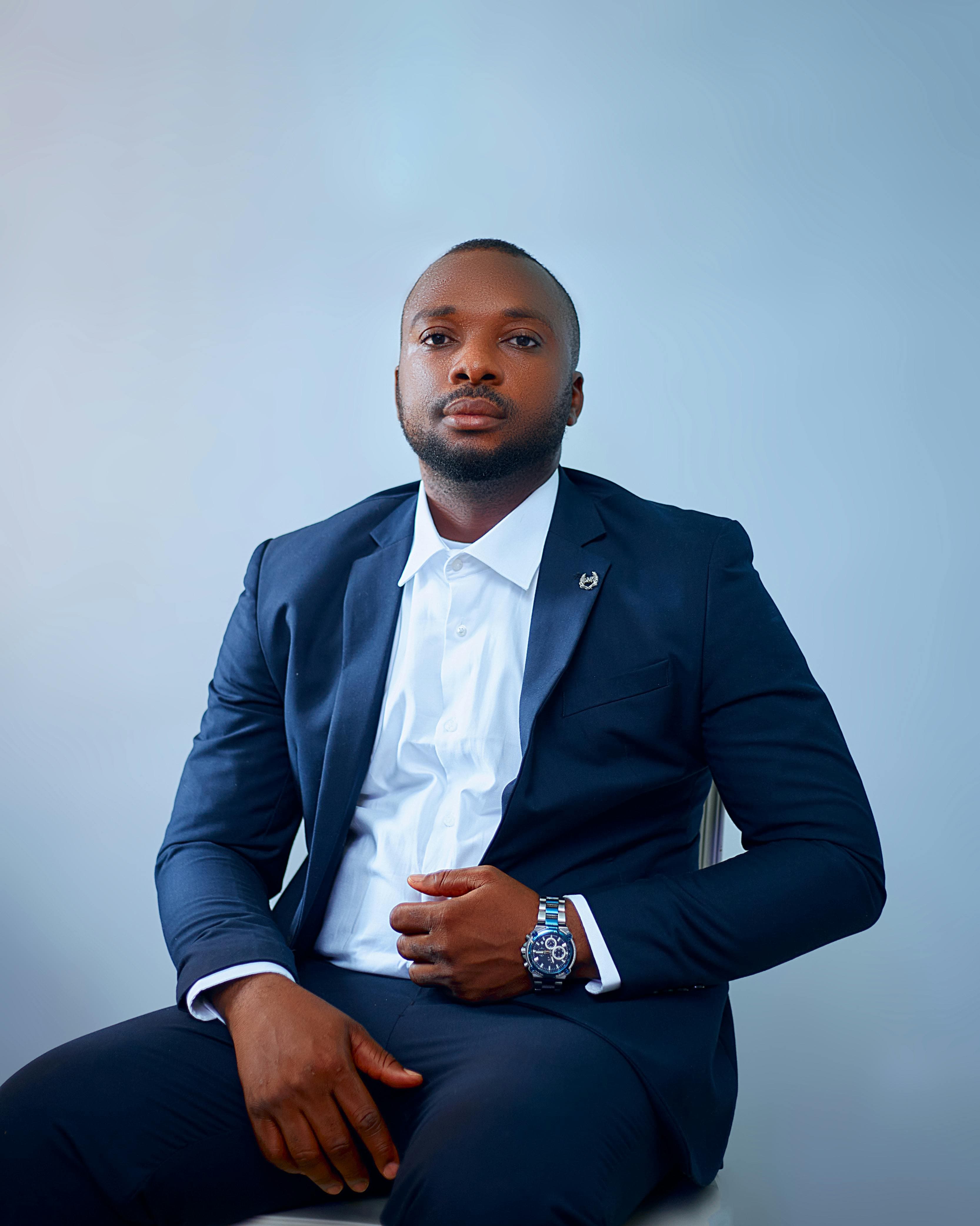 Essential Slim Fit Navy Suit – view 3