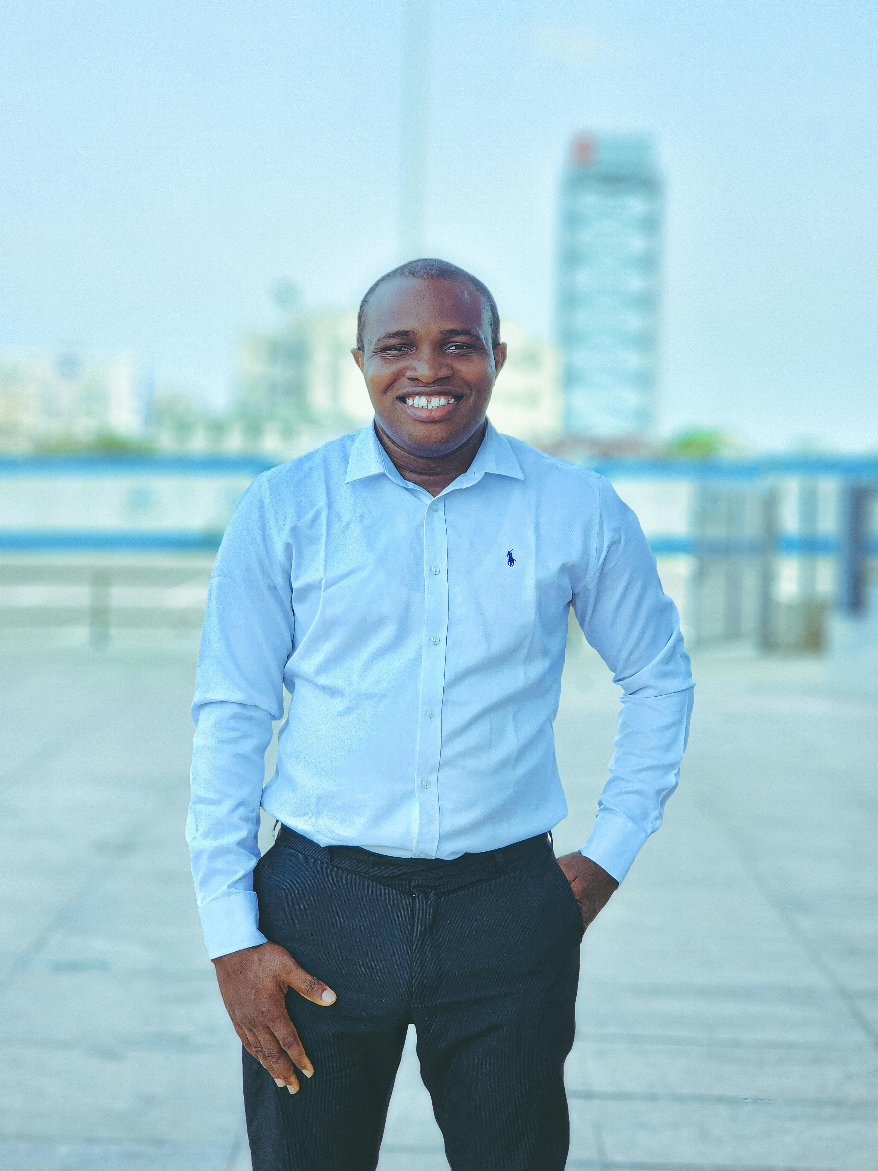 Slim Fit Linen Short-Sleeve Shirt – view 2