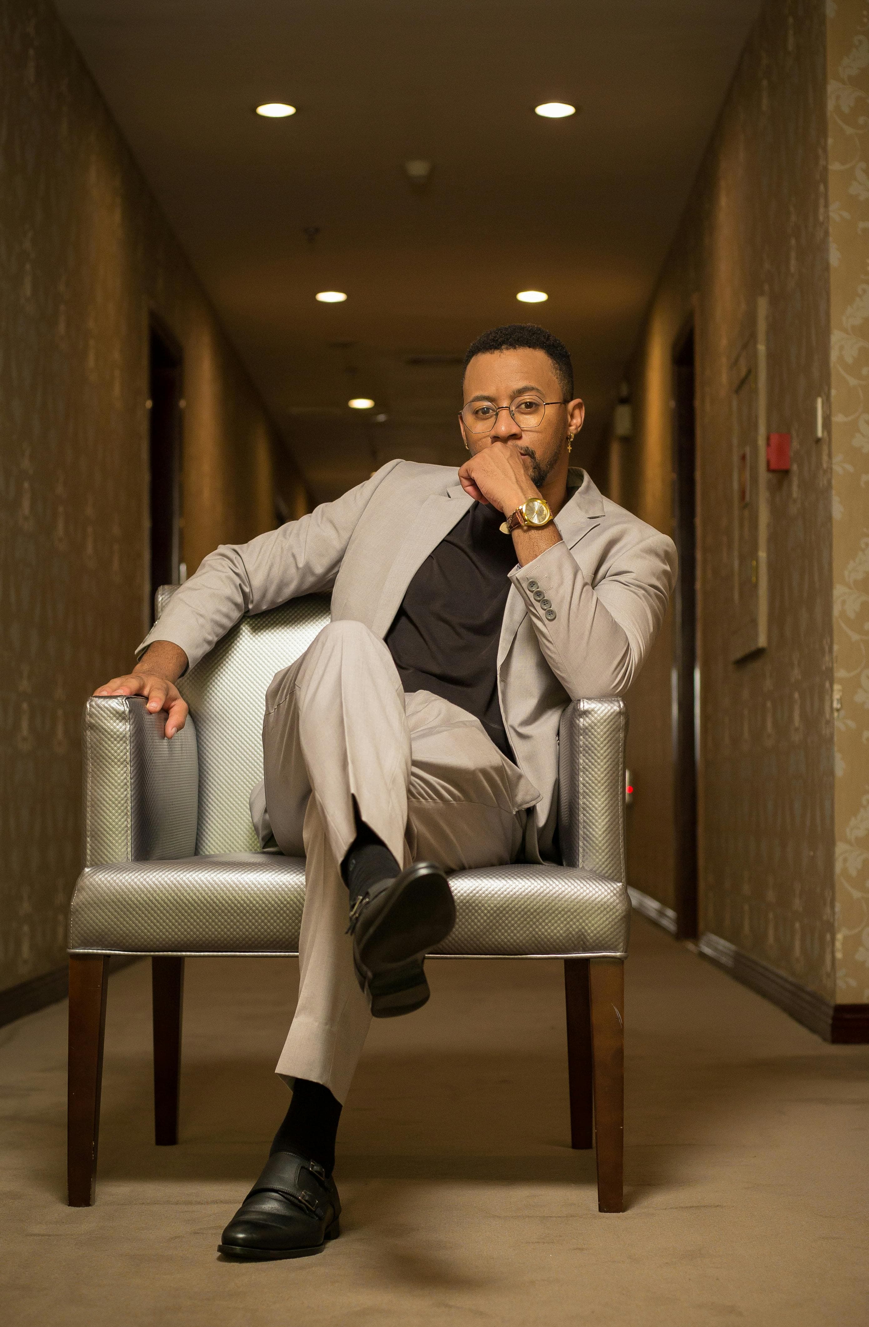 Relaxed Luxury Blazer – view 1